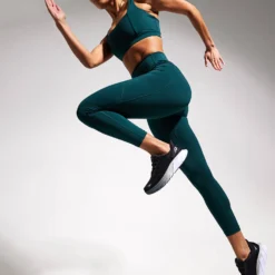 Kickstart Pocket 7/8 Legging - Rainforest -Default Template 3 070223 TSE EDITORIAL 0137