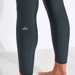 7/8 High Waisted Airlift Legging - Anthracite 7 7/8 High Waisted Airlift Legging - Anthracite -Default Template 3 ALO 0013