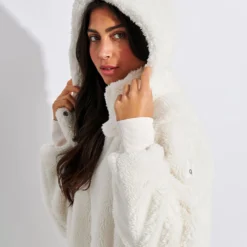 Foxy Sherpa Jacket - Ivory 7 Foxy Sherpa Jacket - Ivory -Default Template 3 Alo Yoga FOXY SHERPA JACKET W4313R Ivory 0027