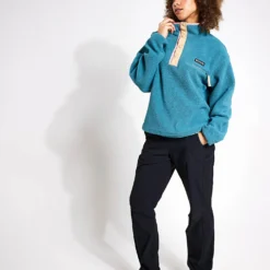 Columbia W Helvetia Cropped 1/2 S-Cloudburst, Can-Vista Blue, Spring Blue -Default Template 3 Columbia Helvetia Cropped Half Snap 2014561336 Vista Blue Spring Blue 0002