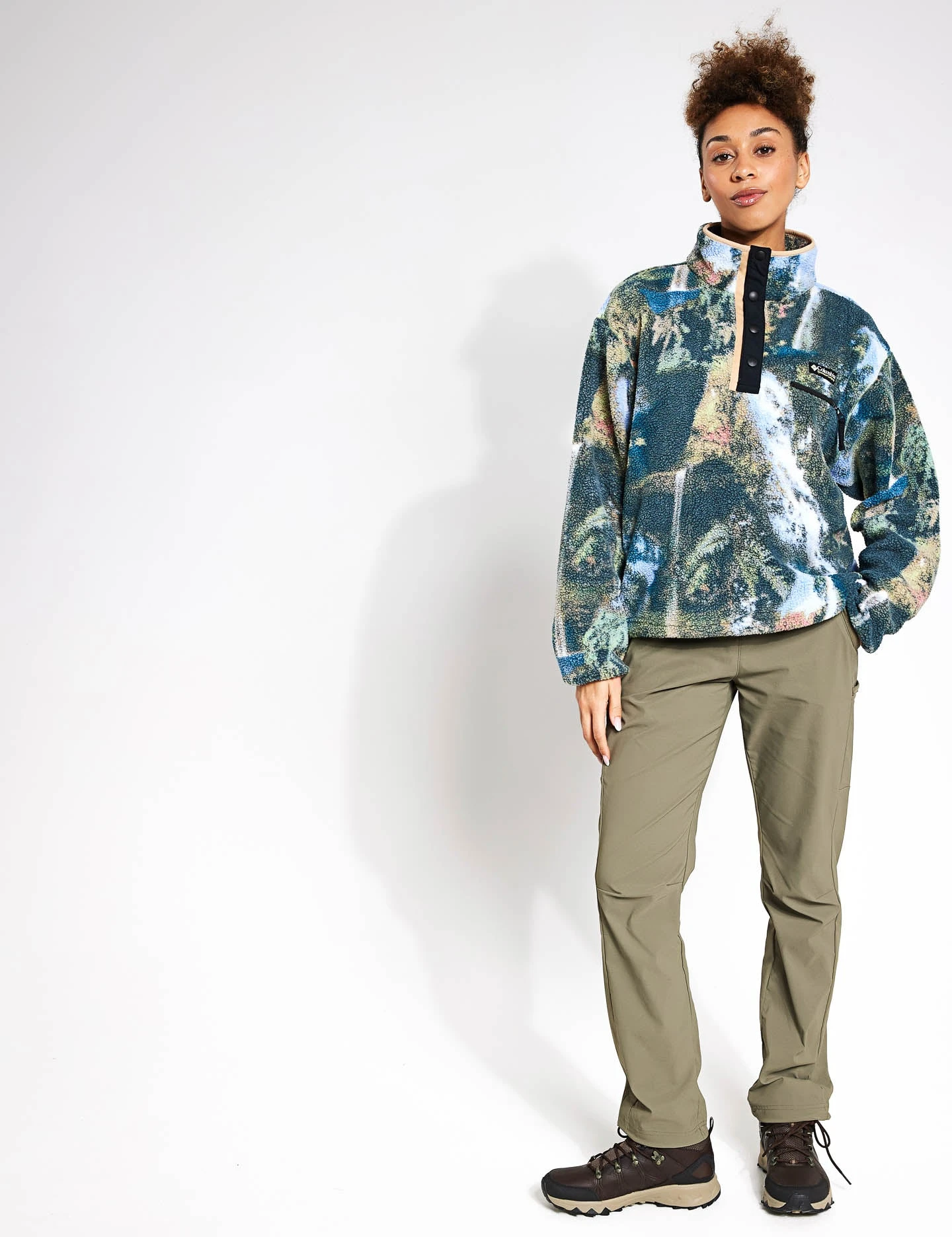 Columbia Helvetia Cropped Half Snap Fleece - Napa Green Chasing Falls Print/Black 4 Columbia Helvetia Cropped Half Snap Fleece - Napa Green Chasing Falls Print/Black - Image 4