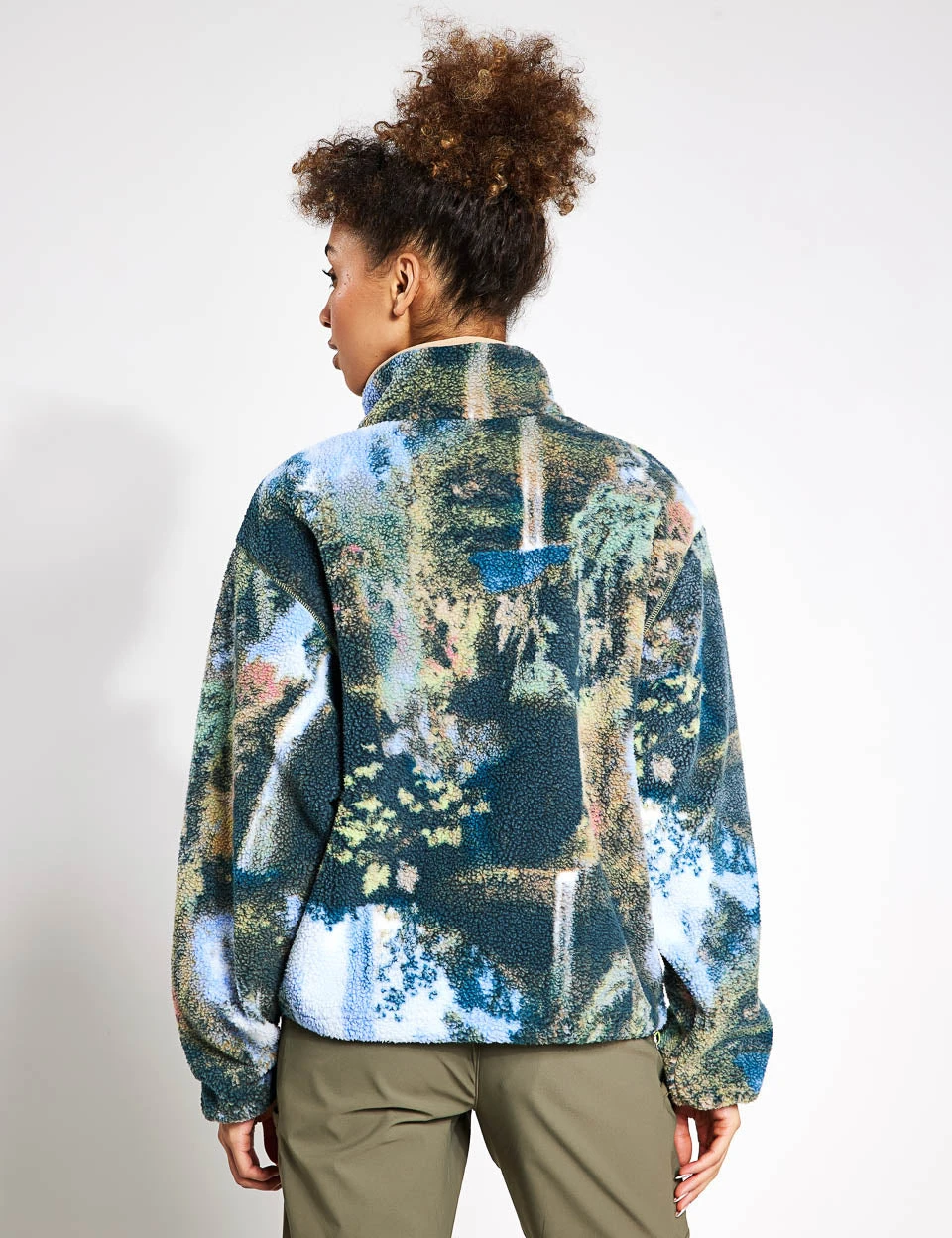 Columbia Helvetia Cropped Half Snap Fleece - Napa Green Chasing Falls Print/Black 2 Columbia Helvetia Cropped Half Snap Fleece - Napa Green Chasing Falls Print/Black - Image 2