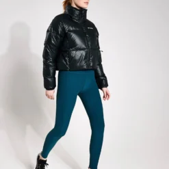 Columbia Puffect Cropped Puffer Jacket - Black Gloss 7 Columbia Puffect Cropped Puffer Jacket - Black Gloss -Default Template 3 Columbia PUFFECTTM CROPPED JACKET 2002491 011 Black Gloss 0014