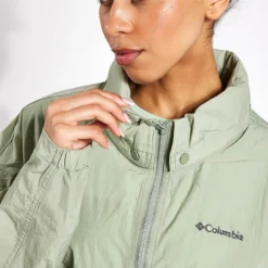 Columbia Paracutie Windbreaker - Safari 6 Columbia Paracutie Windbreaker - Safari -Default Template 3 Columbia Paracutie Windbreaker 1989441348 Safari 0005
