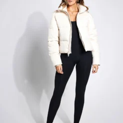 Cropped Puffer - Snow -Default Template 3 Girlfriend Collective CROPPED PUFFER 2000 SNOW 0008
