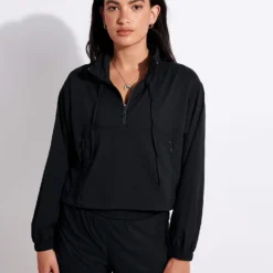 Hummingbird Half Zip Windbreaker - Black