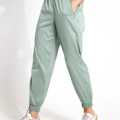 Summit Track Pant - Chinoiserie