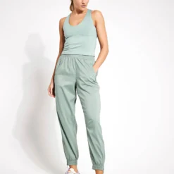 Summit Track Pant - Chinoiserie 8 Summit Track Pant - Chinoiserie -Default Template 3 Girlfriend Collective Summit Track Pant 6011 HG Chinoiserie hg 0004