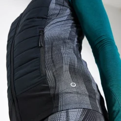 Stormwear Reflective Gilet - Black 8 Stormwear Reflective Gilet - Black -Default Template 3 Goodmove REFLECTIVE GILET T51 5795 Black 0019