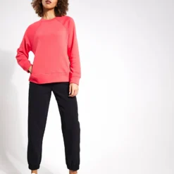 Cotton Rich Crew Neck Sweatshirt - Strawberry 7 Cotton Rich Crew Neck Sweatshirt - Strawberry -Default Template 3 Goodmove SUPERSOFT POCKETSWEAT 5858 ST STRAWBERRY 0032