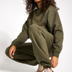 Lucy Track Pants - Olivine 10 Lucy Track Pants - Olivine -Default Template 3 Lilybod Lucy Oversized Fleece Track Pant LL89 OLV Olivine 0007