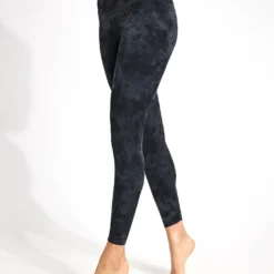 Nike Zenvy High Waisted 7/8 Tie-Dye Leggings - Black