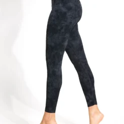Nike Zenvy High Waisted 7/8 Tie-Dye Leggings - Black -Default Template 3 Nike zenvy hw 7 8 tie dye leggings black fn4167 010 FN4167 010S 05551