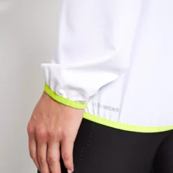 Puma Run Ultraweave Running Jacket - White 9 Puma Run Ultraweave Running Jacket - White -Default Template 3 PUMA RUN ULTRAWEAVE HOODED JACKET W 52497102 Puma White 0022