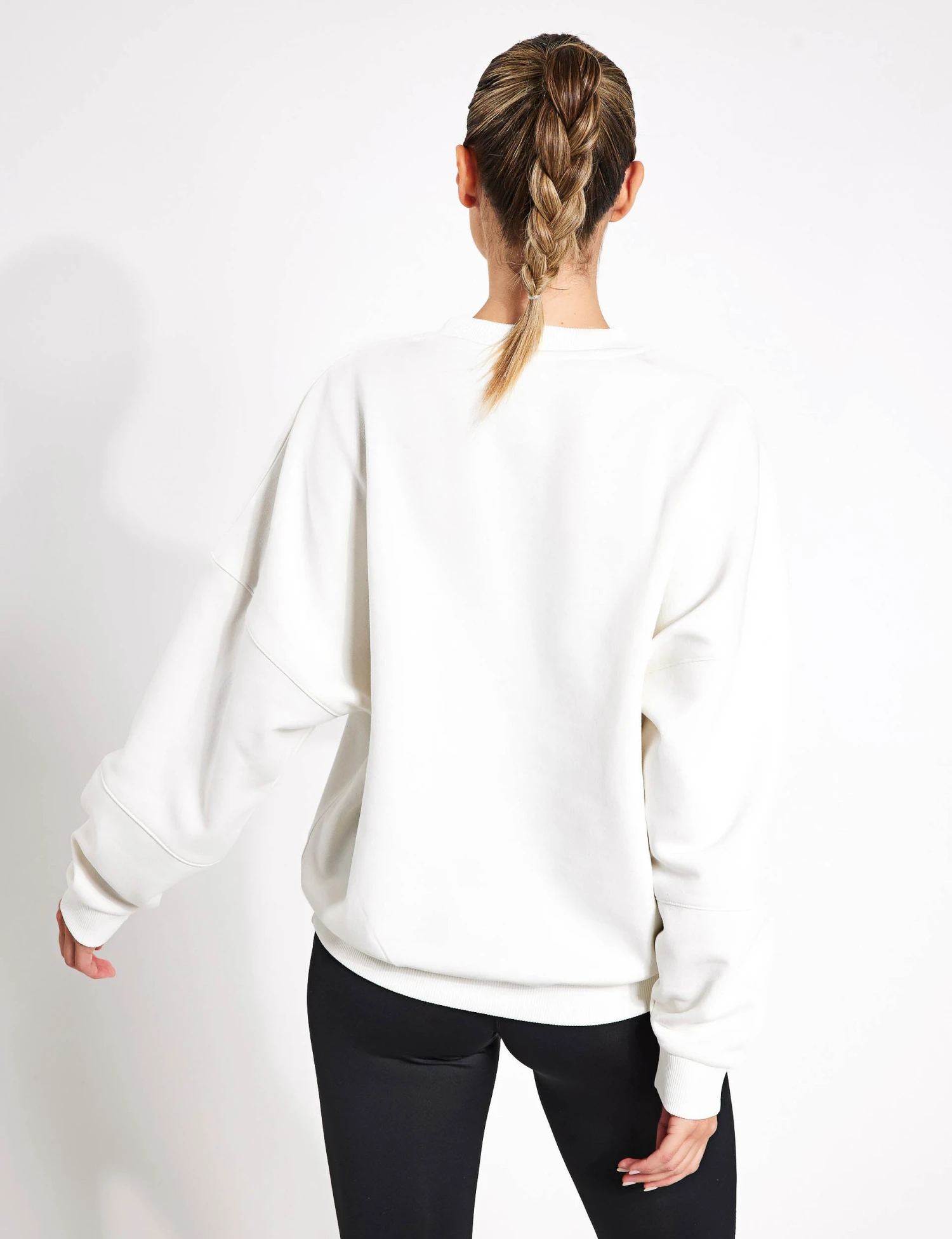 Reebok Lux Oversized Crew - Chalk 3 Reebok Lux Oversized Crew - Chalk - Image 3