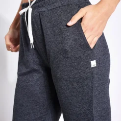 Vuori Performance Jogger - Charcoal Heather -Chillcradle Sale Store VUORI PERFORMANCE JOGGER VW303 HCC CHARCOAL HEATHER 0019 d6f7b2d2 c0a6 479c a331 25ff5072fd7c