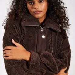 Varley Jones Coat - Coffee Bean 8 Varley Jones Coat - Coffee Bean -Default Template 3 Varley Jones Coat VAR01095 CB Coffee Bean 0024