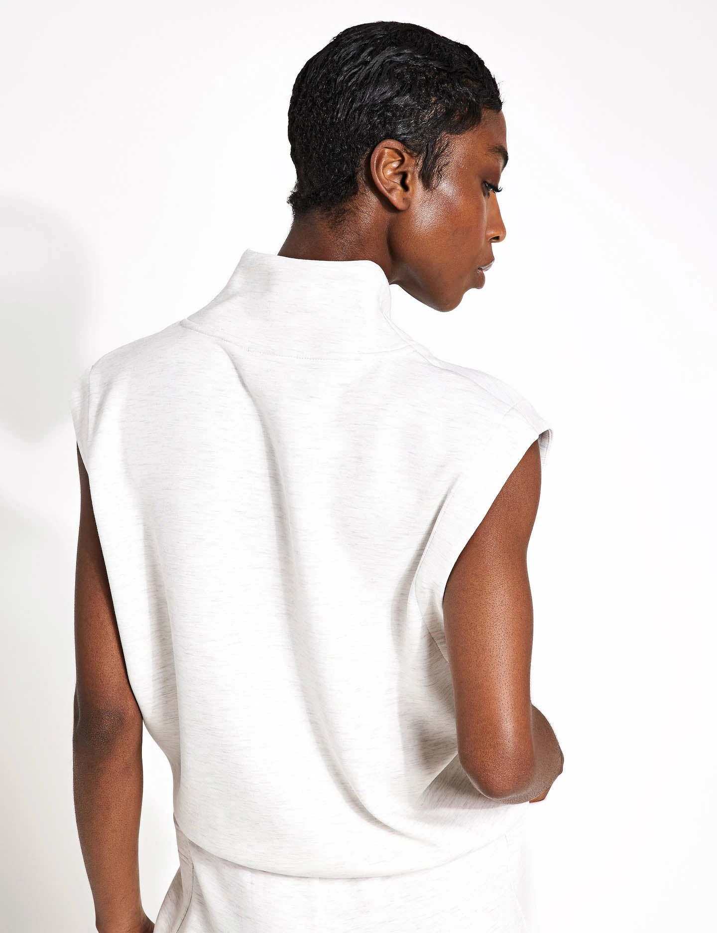 Varley Loretta Half-Zip Sleeveless Sweat - Ivory Marl 2 Varley Loretta Half-Zip Sleeveless Sweat - Ivory Marl - Image 2