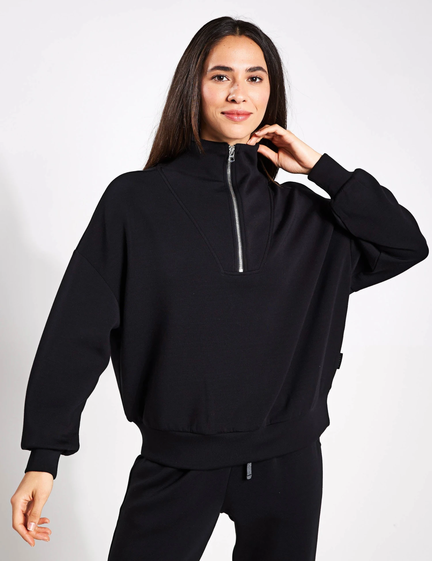 Varley Hawley Half Zip Sweat - Black 1 Varley Hawley Half Zip Sweat - Black