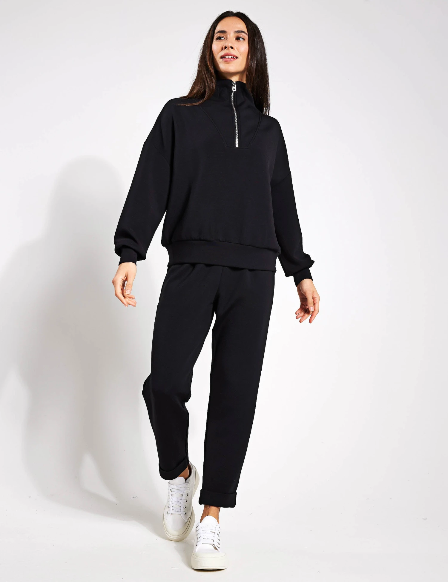 Varley Hawley Half Zip Sweat - Black 2 Varley Hawley Half Zip Sweat - Black - Image 2