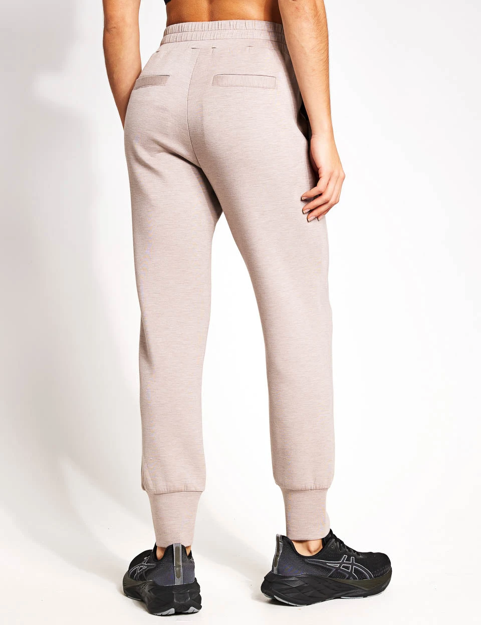 Varley The Slim Cuff Pant 27.5" - Taupe Marl 2 Varley The Slim Cuff Pant 27.5" - Taupe Marl - Image 2