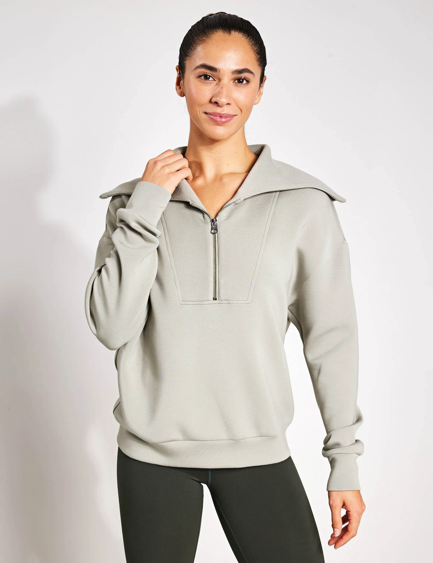 Varley Yates Half-Zip Sweat - Seagrass 1 Varley Yates Half-Zip Sweat - Seagrass
