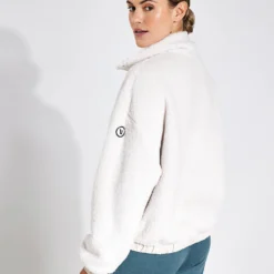 Front Page -Default Template 3 Vuori Cozy Sherpa Jacket VW530 DUN Dune 0012