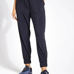 Vuori Villa Jogger - Black