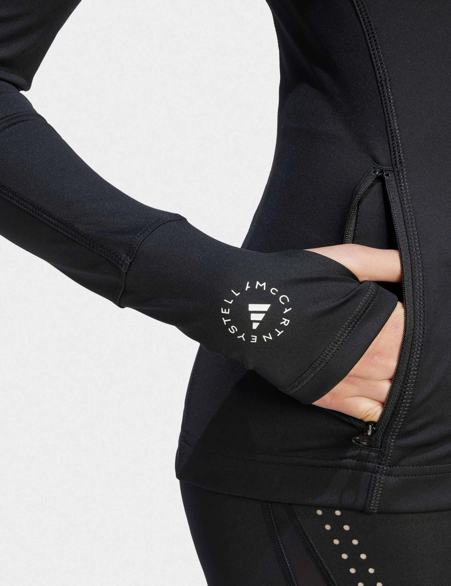 TruePurpose Training Midlayer Jacket - Black 5 TruePurpose Training Midlayer Jacket - Black - Image 5