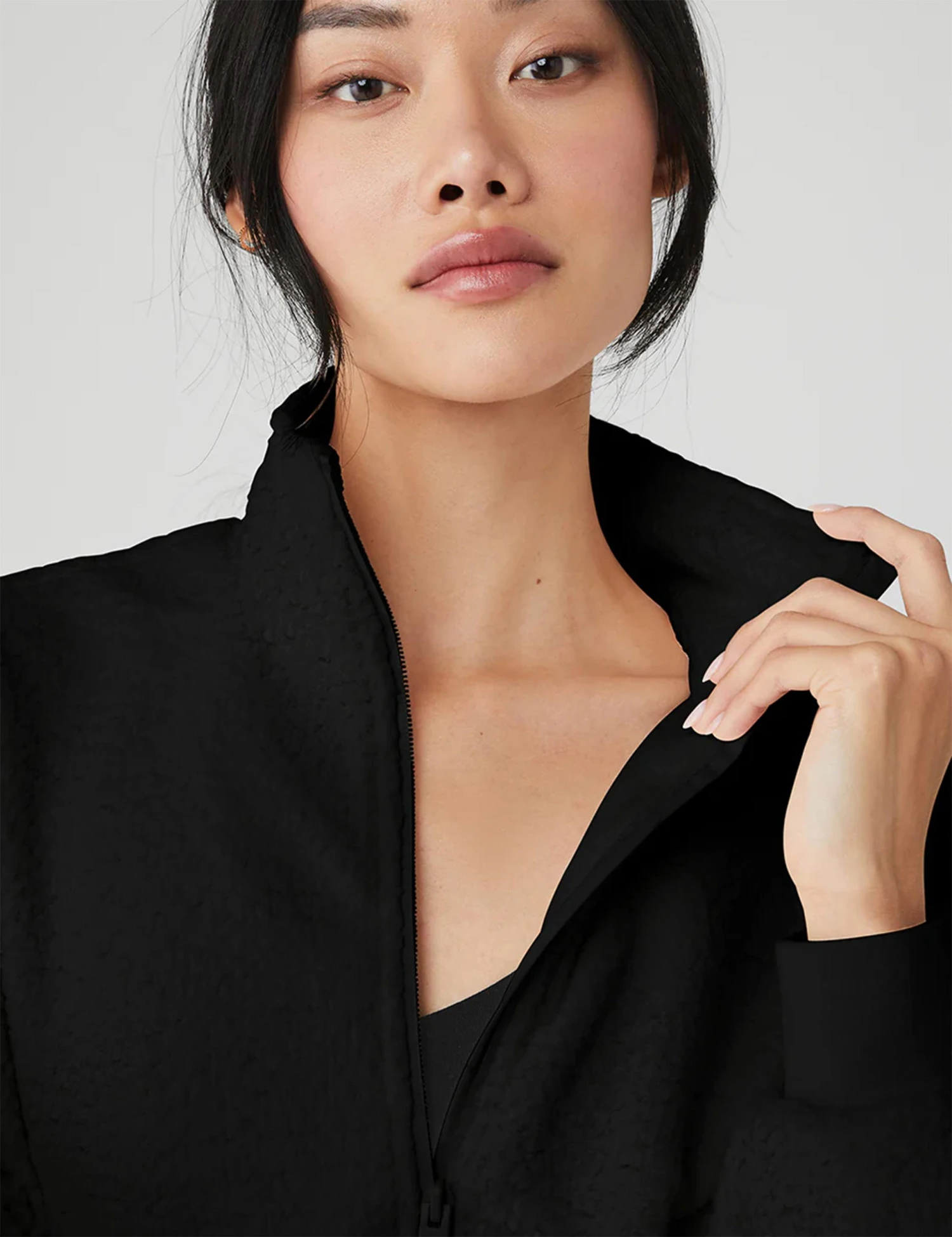 Micro Sherpa Solstice Coverup - Black 4 Micro Sherpa Solstice Coverup - Black - Image 4