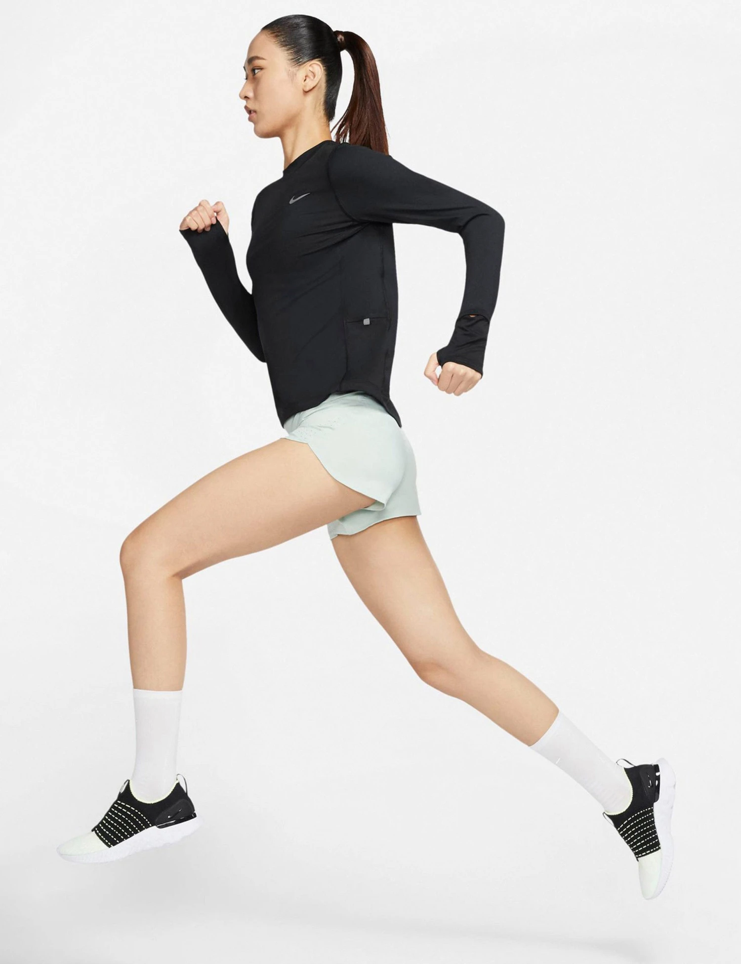 Nike Dri-FIT Element Crew - Black 7 Nike Dri-FIT Element Crew - Black - Image 7