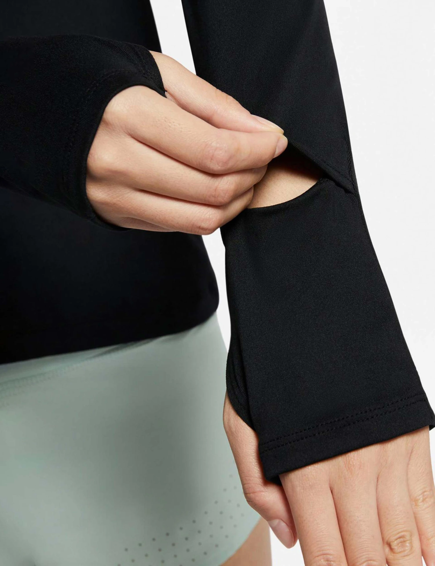 Nike Dri-FIT Element Crew - Black 5 Nike Dri-FIT Element Crew - Black - Image 5