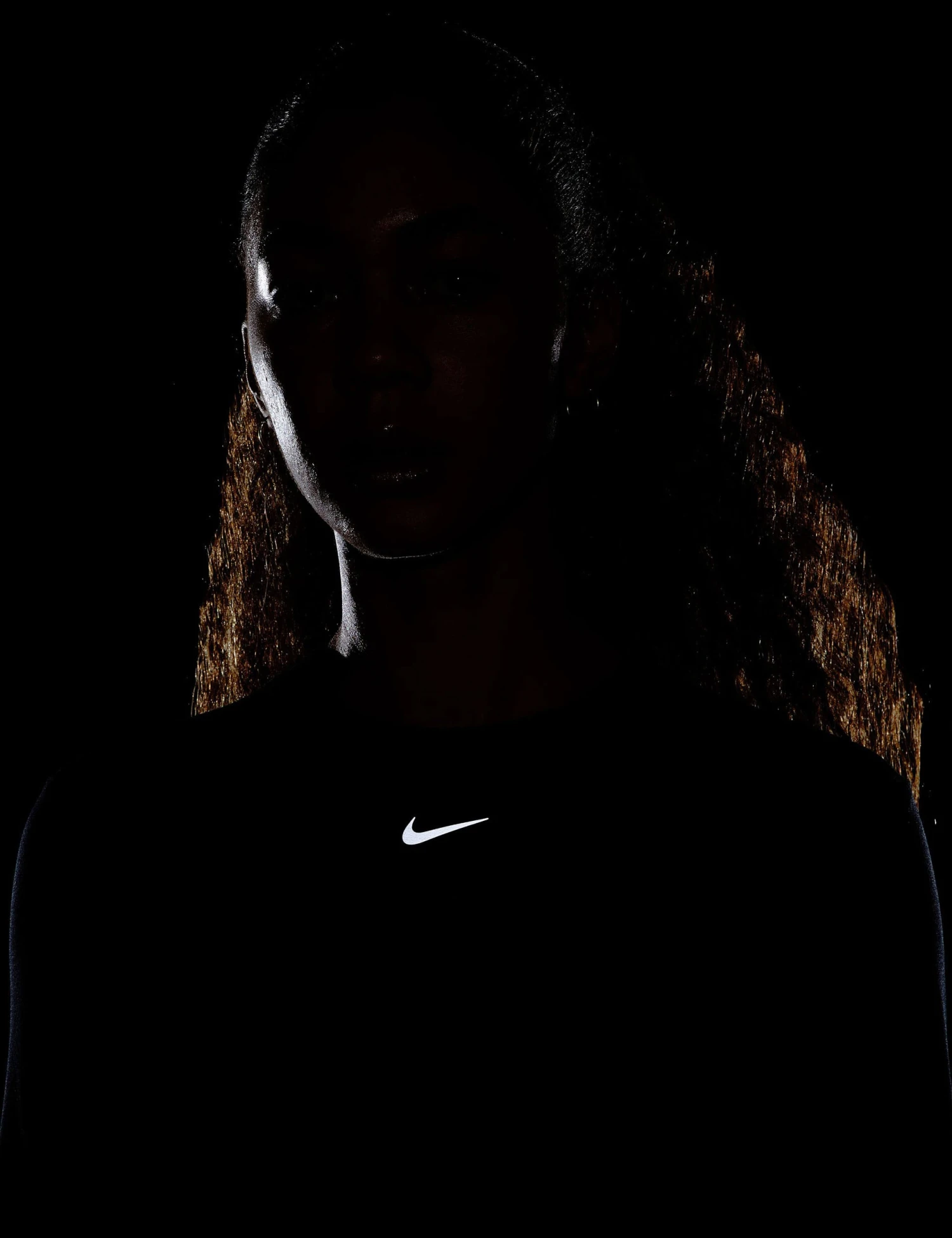 Nike Dri-FIT Swift Element UV Crew Neck Top - Black/Reflective Silver 6 Nike Dri-FIT Swift Element UV Crew Neck Top - Black/Reflective Silver - Image 6