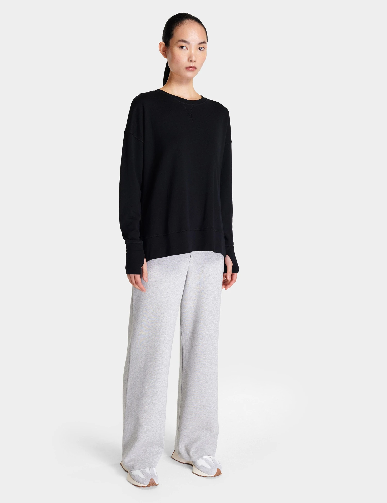 Sweaty Betty After Class Longline Sweatshirt - Black 3 Sweaty Betty After Class Longline Sweatshirt - Black - Image 3