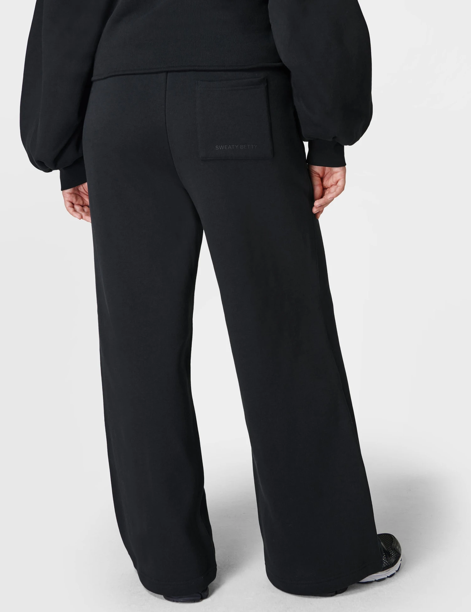 Sweaty Betty Elevated Track Trousers - Black 2 Sweaty Betty Elevated Track Trousers - Black - Image 2