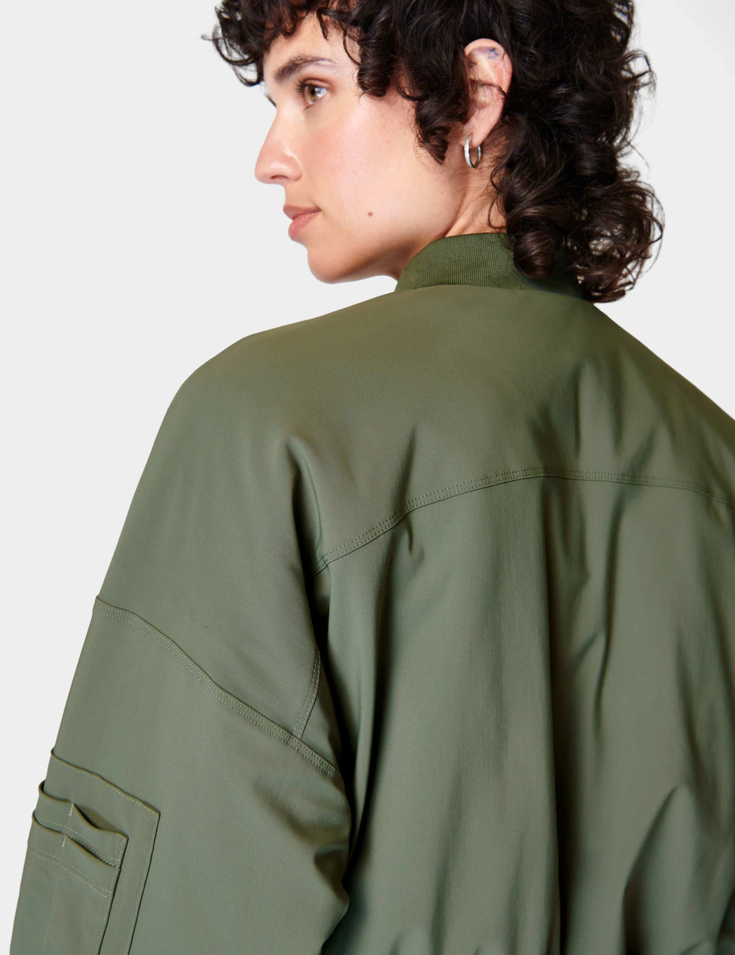 Sweaty Betty Explorer Bomber Jacket - Ivy Green 4 Sweaty Betty Explorer Bomber Jacket - Ivy Green - Image 4