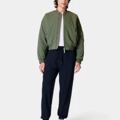 Sweaty Betty Explorer Bomber Jacket - Ivy Green 11 Sweaty Betty Explorer Bomber Jacket - Ivy Green -Default Template 3 sweaty betty explorer bomber jacket ivy green sb9608 6