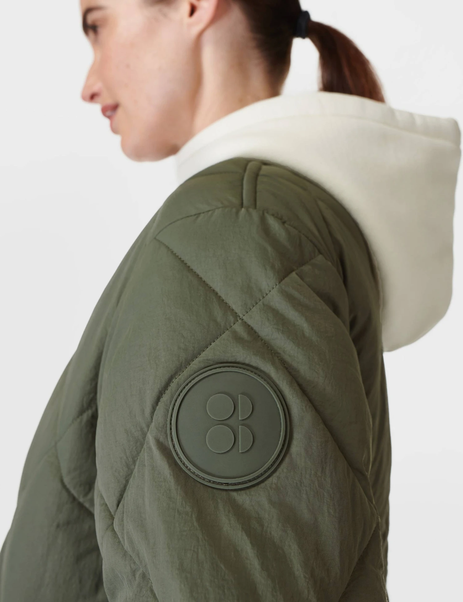 Sweaty Betty On The Move Quilted Jacket - Ivy Green 2 Sweaty Betty On The Move Quilted Jacket - Ivy Green - Image 2